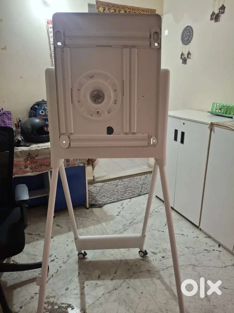 Tv trolly for 55 inch