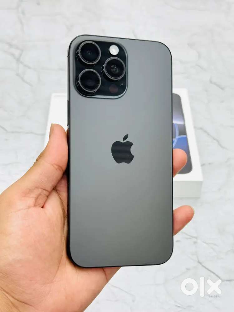 I phone 16 pro max 256gb 100%battery dual e sim only 55cc complete box