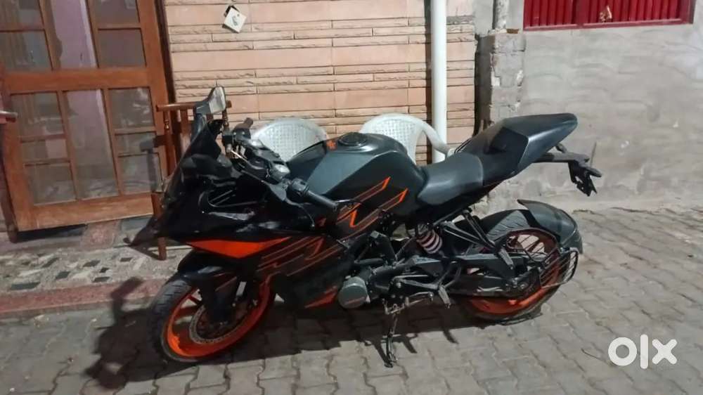 A one bike conditions service on time