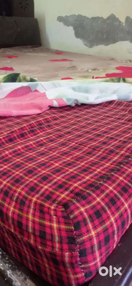 Double Box Bed in good condition