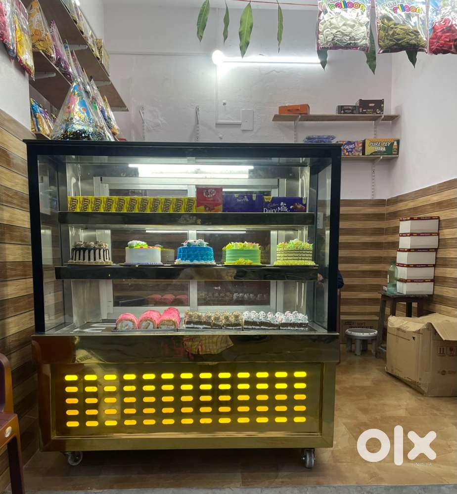 DISPLAY COUNTER FRIDGE