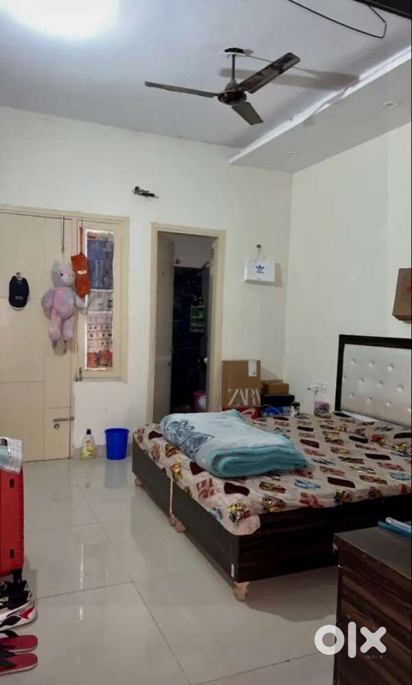 Full furnished room and kitchen bedroom only for girl whatsapp sms