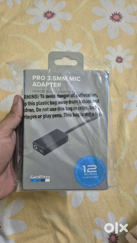 Gopro 3.5mm mic adapter [sealed] brand new unopened box.