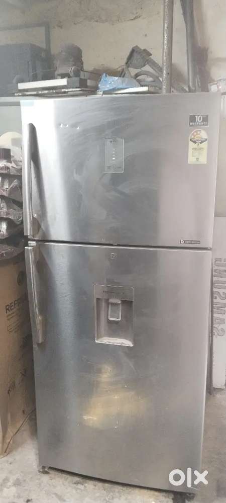 Samsung Refrigerator 550 ltrs With Water Dispenser Model