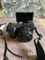 Sony alfa6400 camera with kit lens 16/50mm power zoom lens