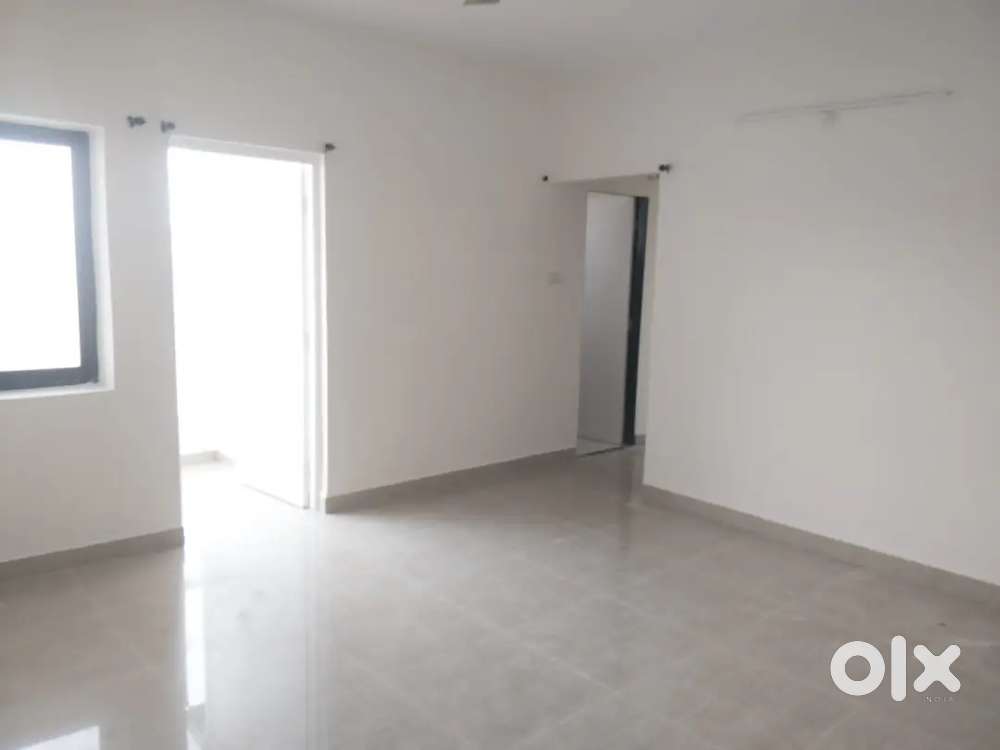 2BHK Flat, Unfurnished, 1st Floor