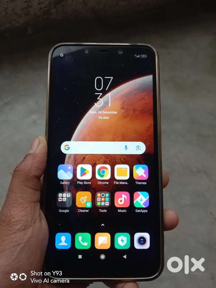 Poco F1 6/64