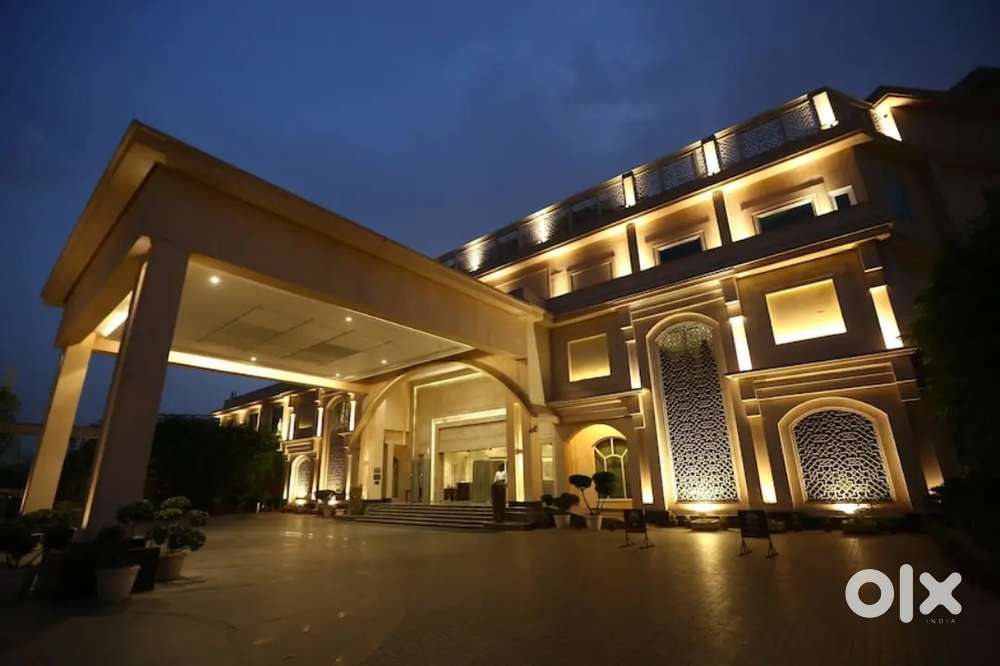 New delhi waiter job