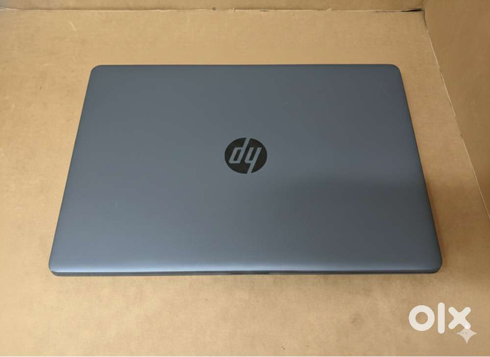 Graphics Laptop! HP 250 G7 i5 8th/ 16GB RAM / 512GB SSD/10GB Graphics