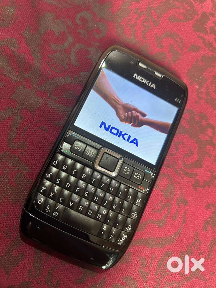Vintage nokia E-71 at only 6899 rs.