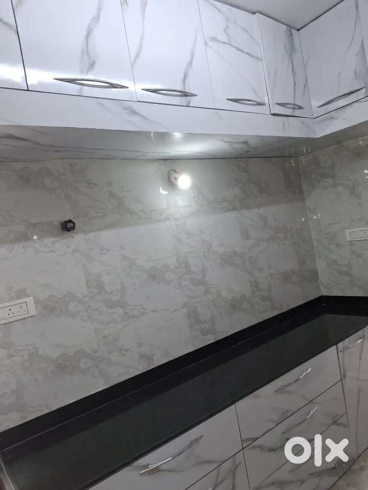 3BHK FULLY FURNISHED WITH LIFT CAR PARKING GENERATOR ETC