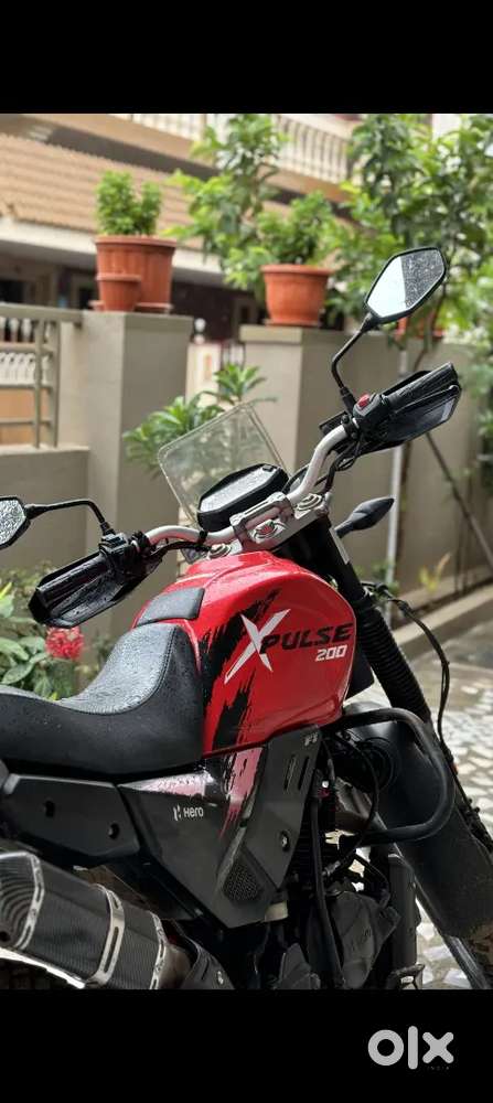 I'm moving to uk so that is the reason for selling my bike