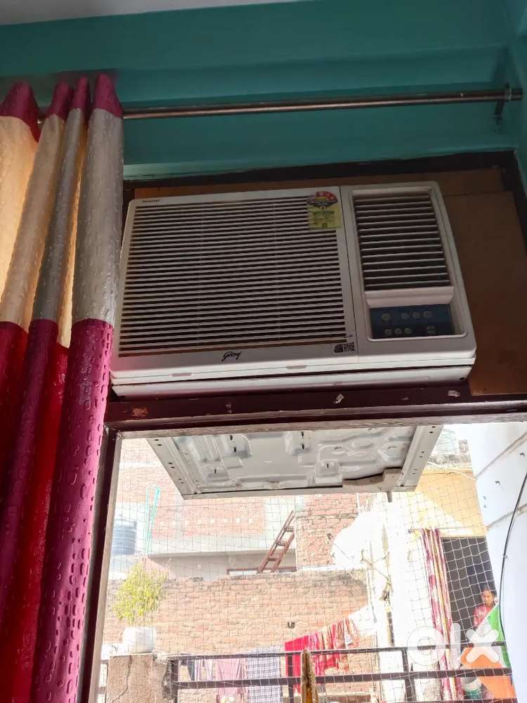 Window inverter AC godrej 5 star