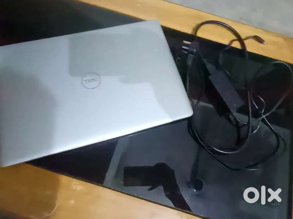 Dell Inspiron 3593 (2024)