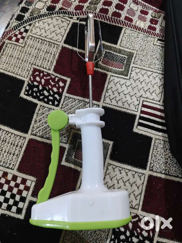 Manual hand blender