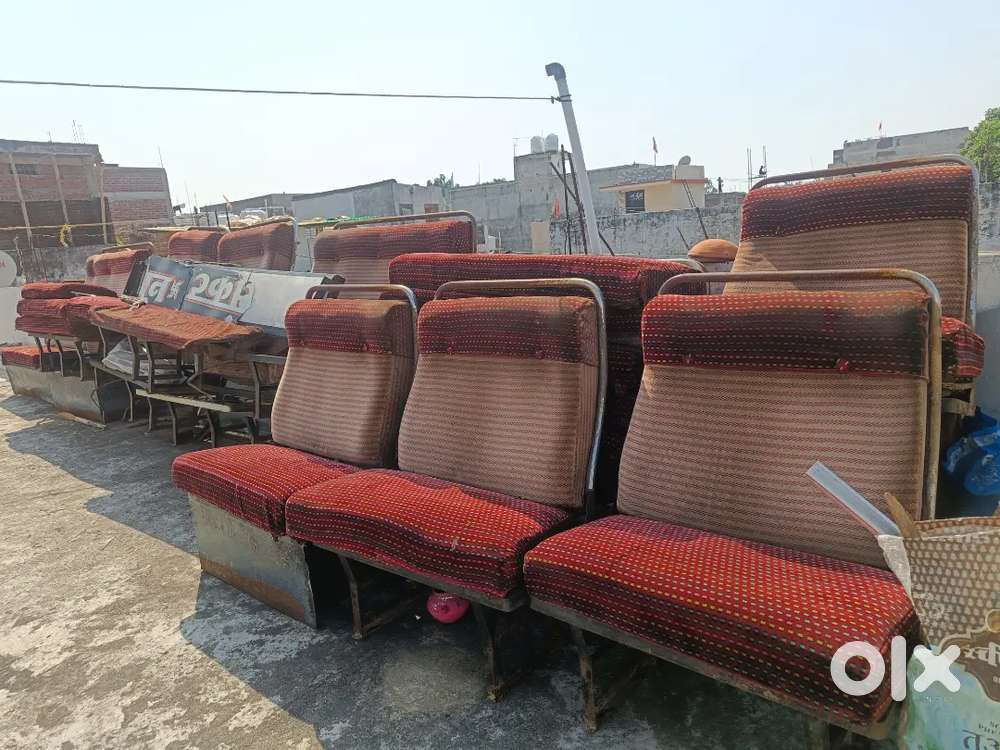 Bus seats 3x2