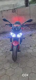 Loaded with orignal accessories.