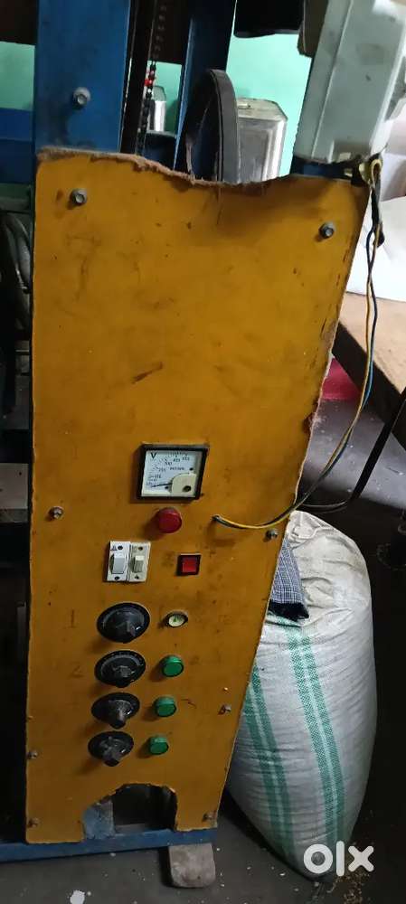 Paper dona machine
