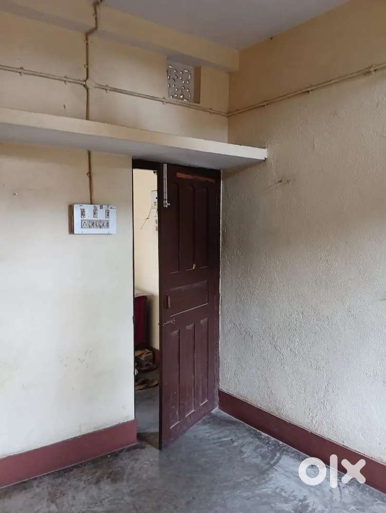 Room for bachelor/ working