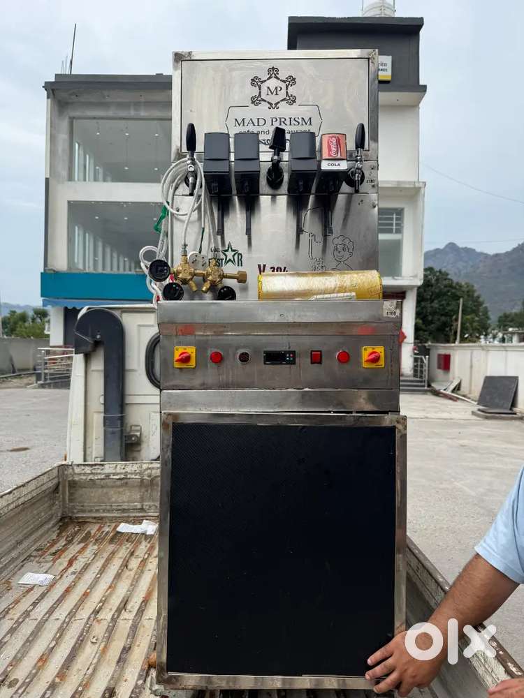 SODA MACHINE with 2 cylinder included