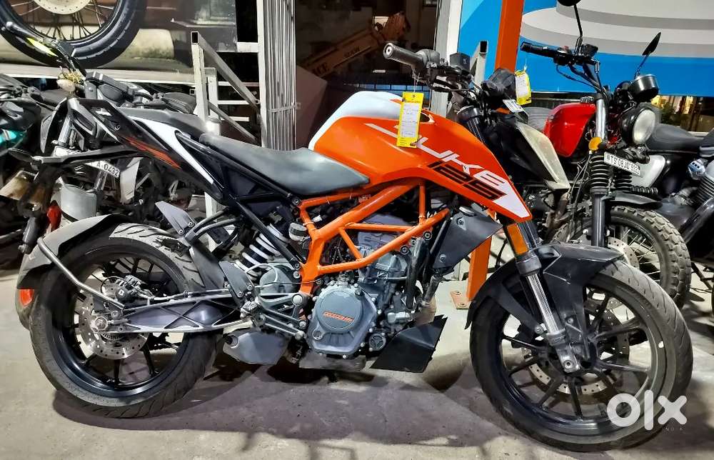 Teenager favourite ktm Duke 125 year 2021