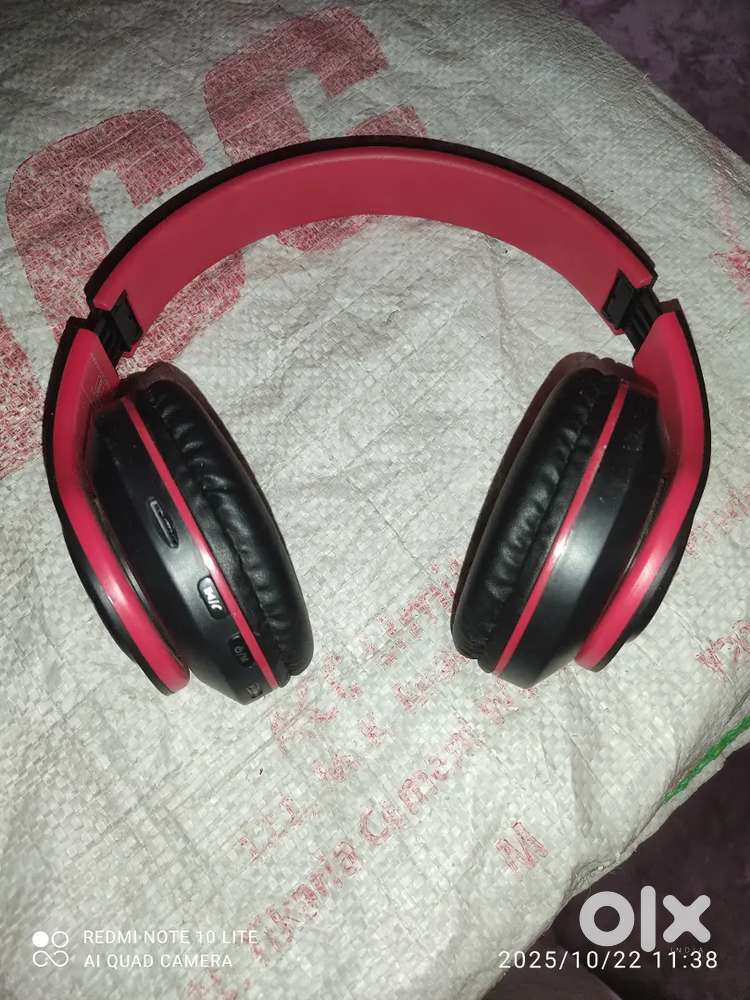 Head phone New condition. 1 month old