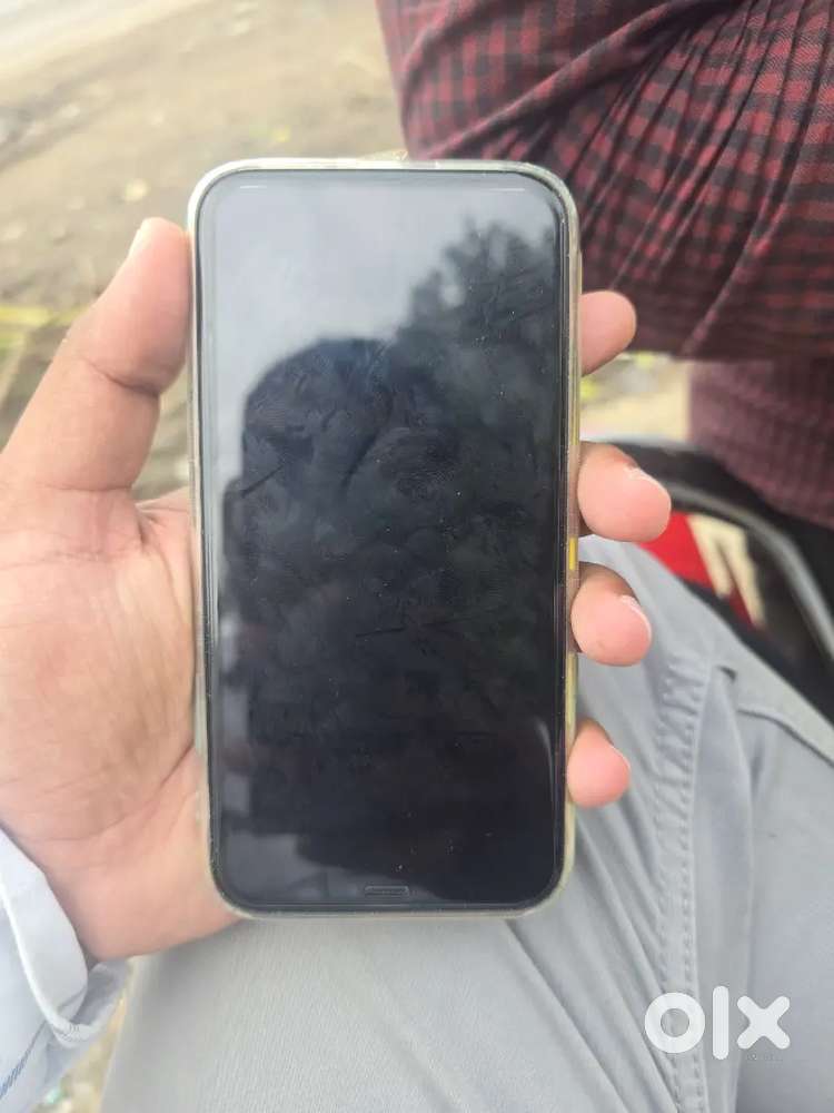 Iphone 11 94 battery all good orignal 128 gb