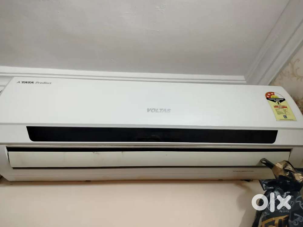 Voltas ac 1 ton brand new codison