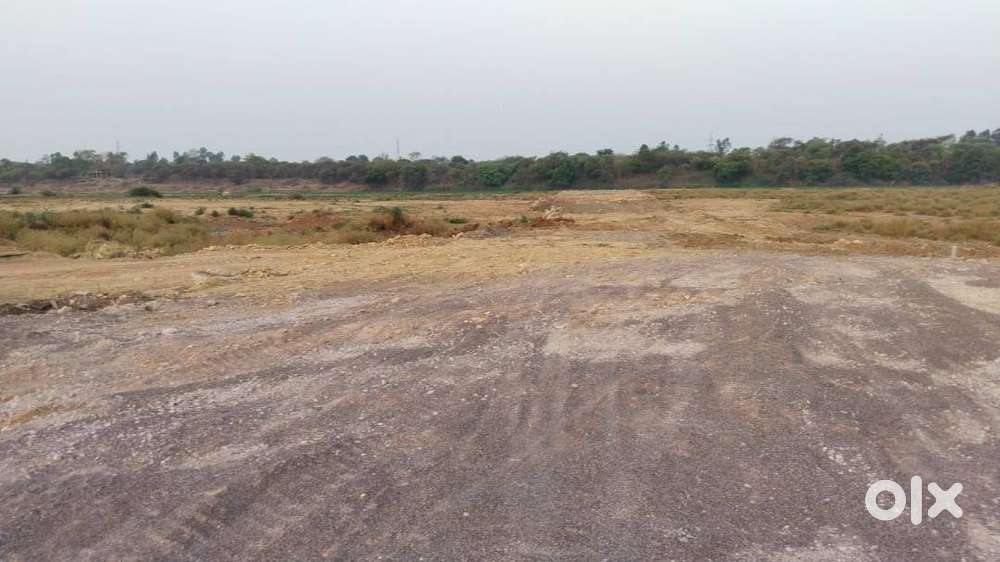 New Land for farm house or godown at Sarona beside River