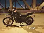 Himalayan Royal Enfield, Granite Black