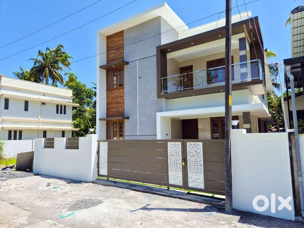 4BHK 5Cent Premium Villa for Sale – Varapuzha