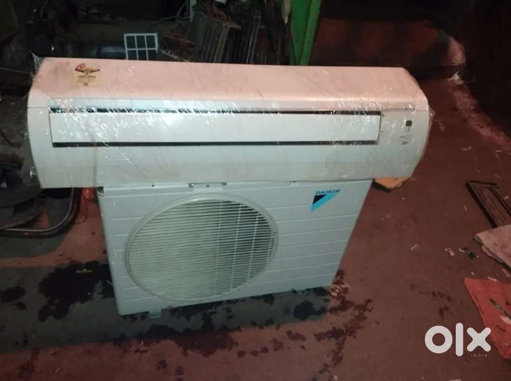 Used AC Sale  Best Deals on Old Air Conditioners  పాత AC ఆఫర్లు