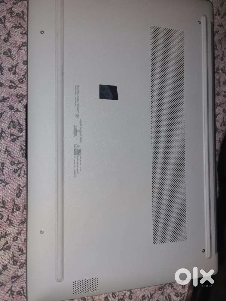 Selling New hp laptop just 5 days old
