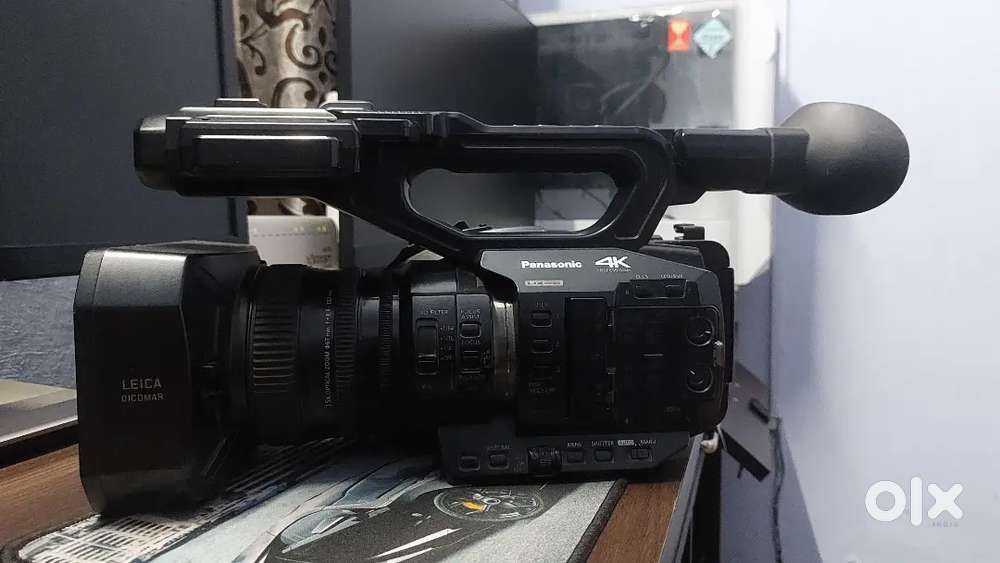 Panasonic AG UX 90 4K