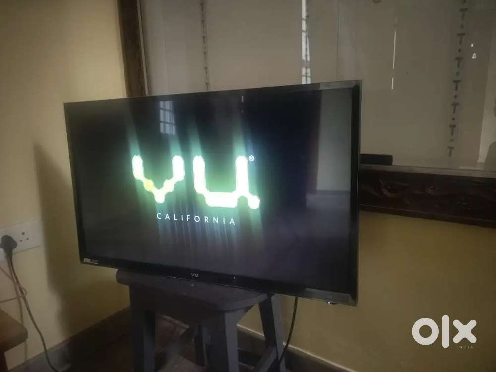 Vu LED TV in very good condition 32 inch