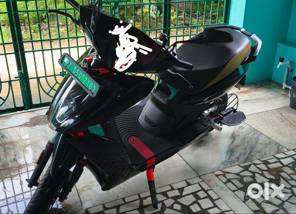 Ather 450x.. km 35000 running... 10th 2023 model.. price 80k to 90k..