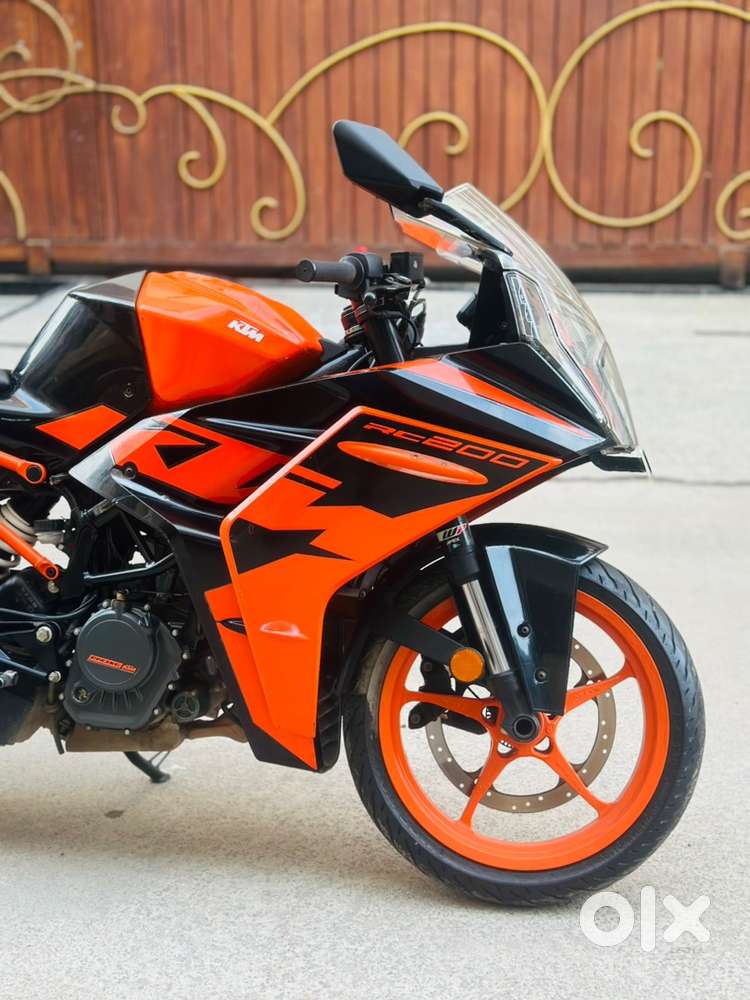 KTM Rc200 Less Usage Excellent Condition Only 8000Kms