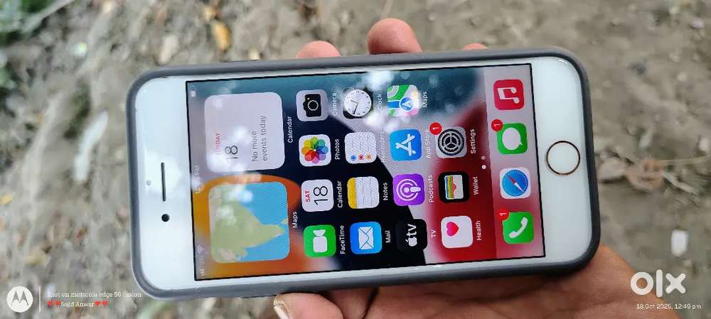 I phone 7. (Storage 32 gb )