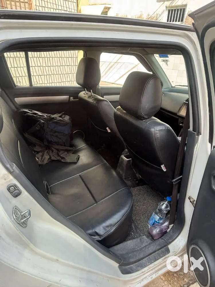 Maruti Suzuki Swift 2011 Petrol 90000 Km Driven