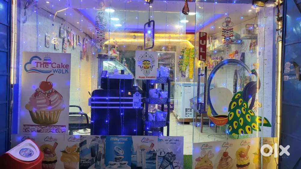 The cake walk.. cake shop