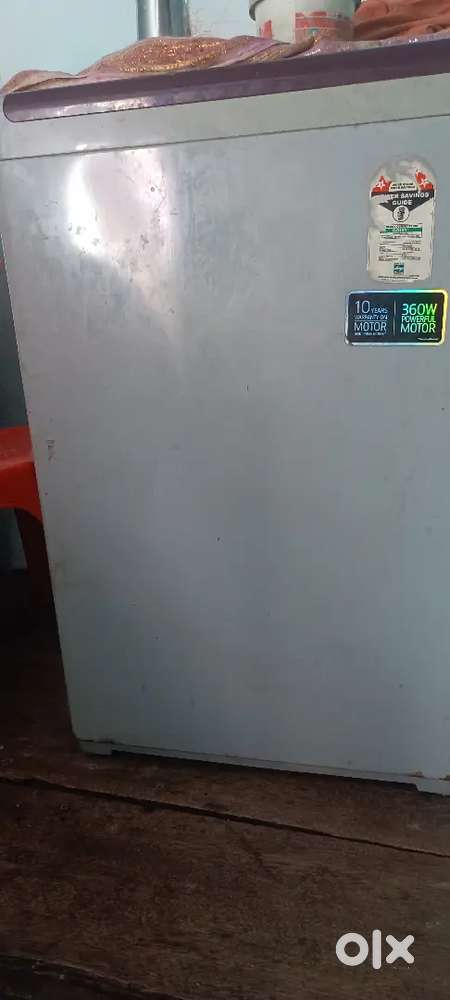 Whirlpool washing machine 4 years old good condition