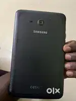 8 gb storage good condition