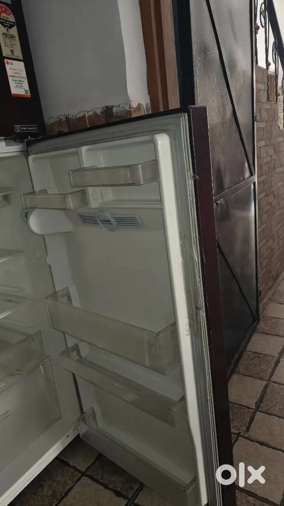 LG . Fridge