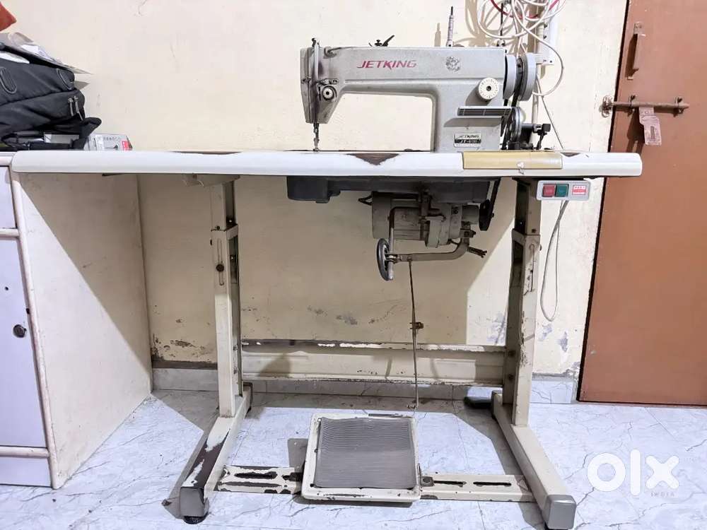 sewing machine