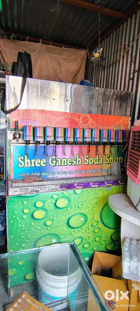 Cold Drink Vending Machine – Fully Automatic  Excellent Condition