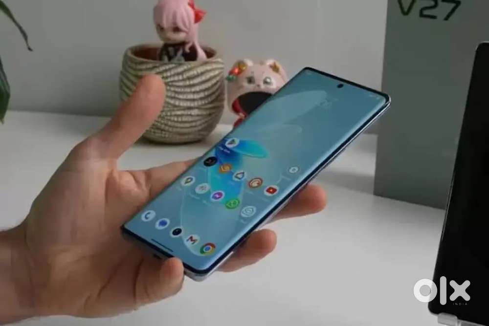 VIVO V27 REFURBISHED ( 8 GB RAM AND 128 GB STORAGE)