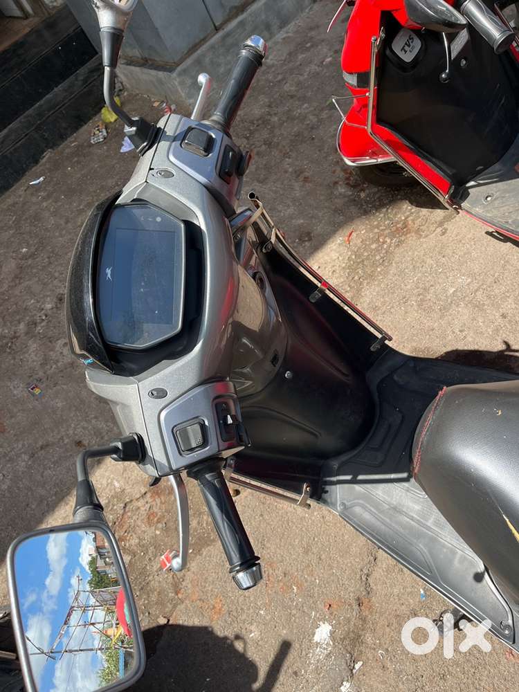 TVS IQUBE 2022