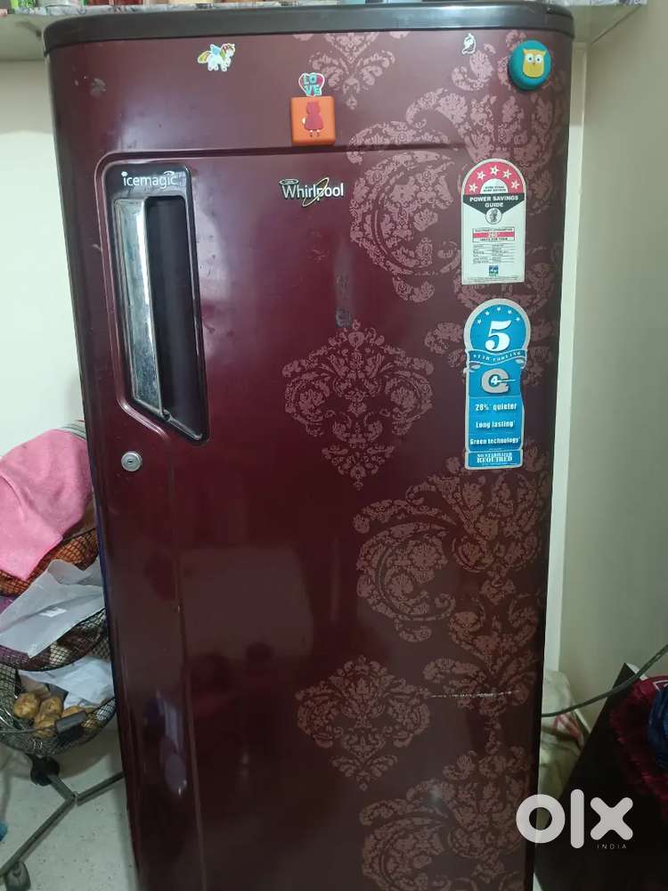 Whirlpool Ice magic Fridge of 174 liter