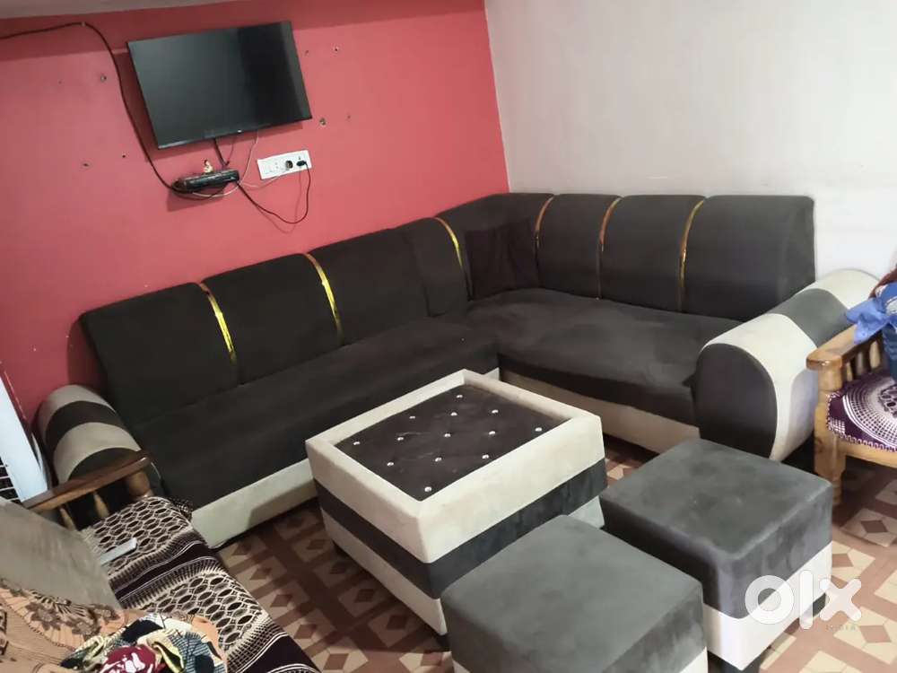 Sofa for sell ,  new condition, good looking, luxurious sofa for selll