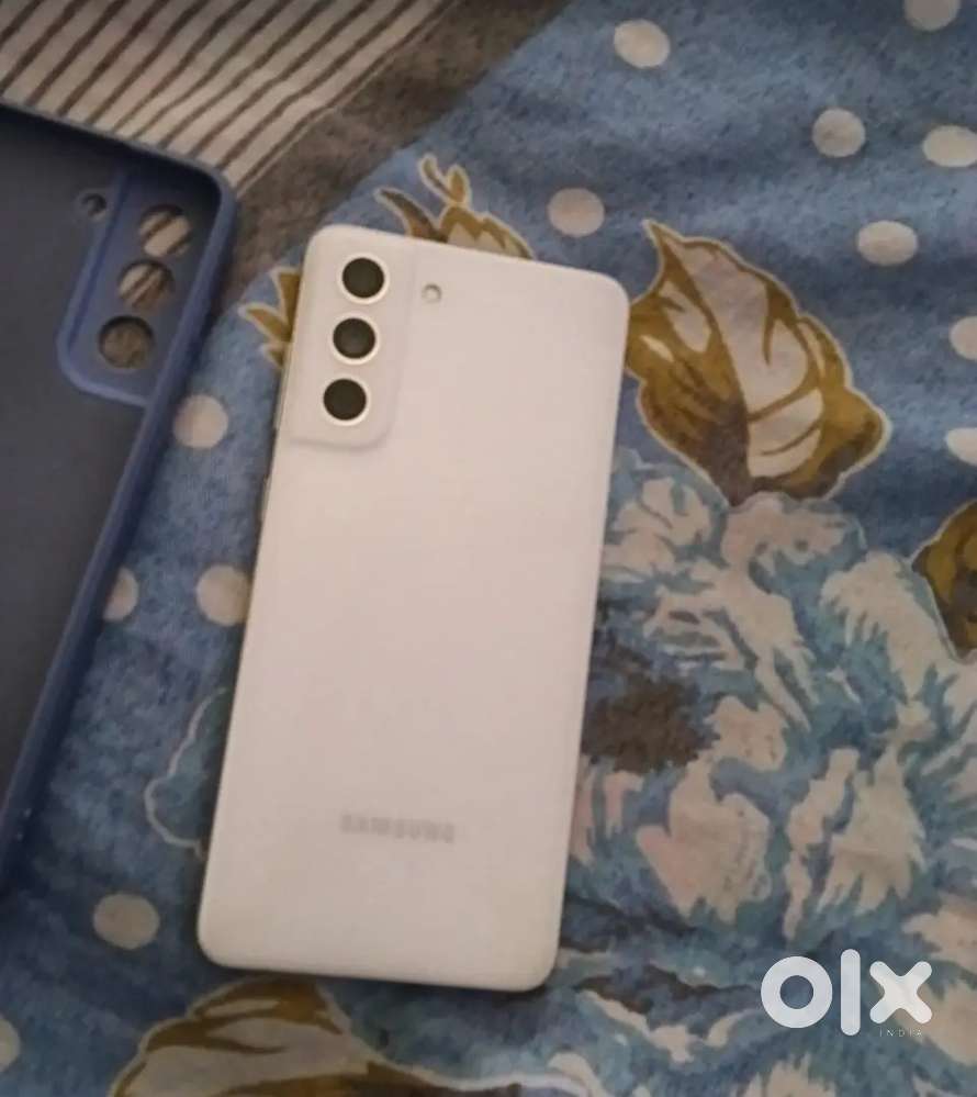 Galaxy S21 FE with bill. EXCELLENT CONDITION